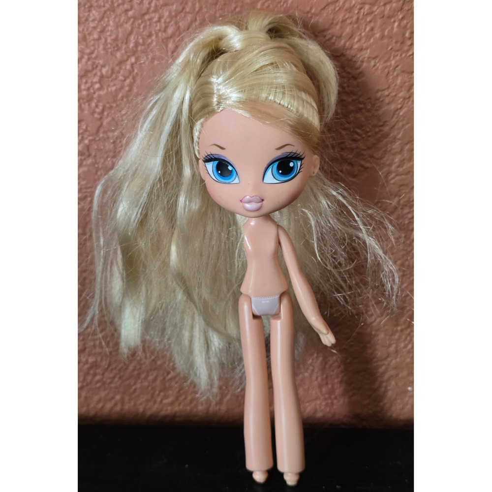Bratz Kidz Cloe Doll Nude MGA Entertainment 2001 Y2K No Arm No Clothes Doll Only